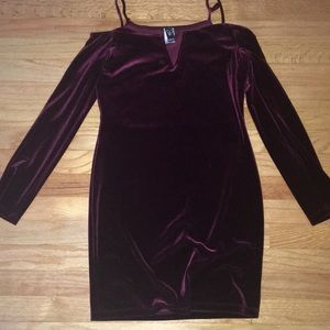 Red velvet long sleevecold shoulder bodycon dress